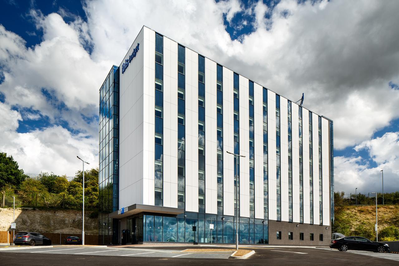 Ibis Budget Luton Airport Hotel