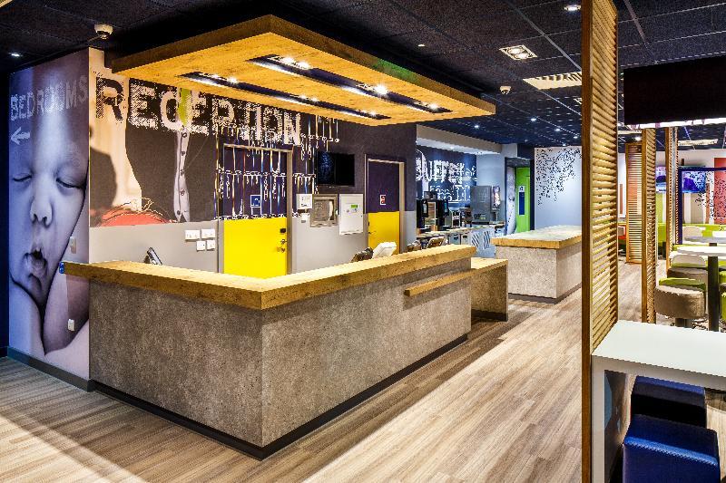Ibis Budget Luton Airport 2*